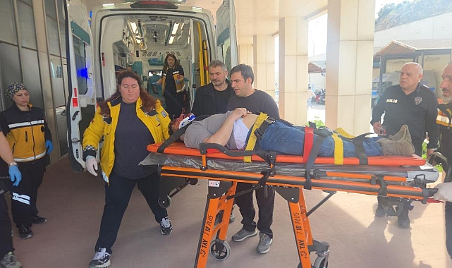 Orhangazi'de Çatıdan Düşen Usta Ağır Yaralandı