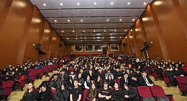 Osmangazi Belediyesi Sıfır Atık Semineri ile Öğrencilere Çevre Bilinci Aşılandı