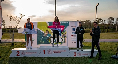 Osmangazi Belediyespor Triatlon Takımı’ndan Türkiye Şampiyonası’nda Madalya Yağmuru