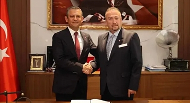 Özgür Özel’den Silivri Ziyareti: İmamoğlu ile Görüştü, Özkan Yalım Detayı Dikkat Çekti