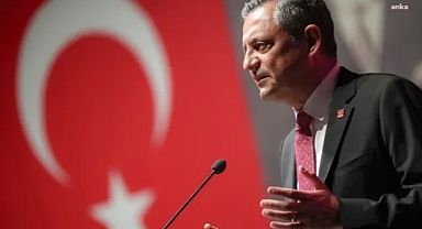 Özgür Özel’den Uluslararası Dergide Türkiye’nin Demokrasi Tartışmalarına İlişkin Makale