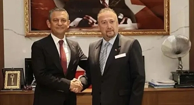 Özkan Yalım : Ben istifa ediyorsam Özgür Özel'de istifa edecek