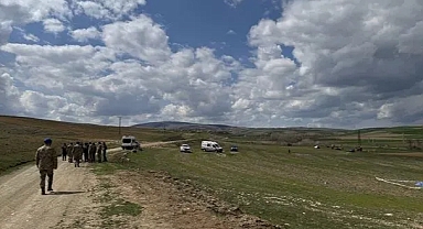 Sondaj Tartışması Kanlı Bitti: Baba Ve Oğlu İnfaz Ettiler