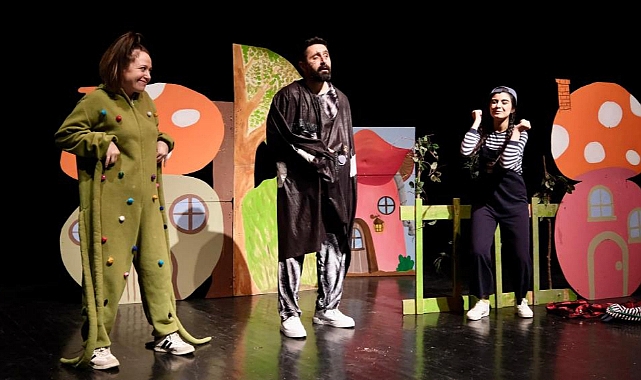 Yıldırım Belediyesi Çocukları Tiyatro ile Buluşturuyor