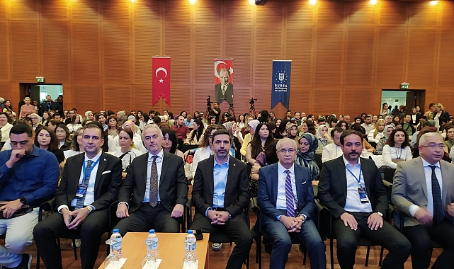 “Bağımlılığı Önlemek: Gençlik, Aile ve Toplum Perspektifi” Sempozyumu Bursa’da Yoğun Katılımla Gerçekleştirildi