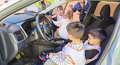 Karacabey’de Trafik Haftası: Öğrencilere ve Sürücülere Eğitim Verildi