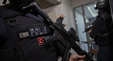 16 Ülkede Dev Operasyon: Kırmızı Bültenle Aranan 42 Suçlu Türkiye’ye Getirildi