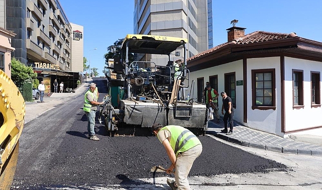 Bursa’da Çekirge Trafiğine Büyükşehir Dokunuşu: 650 Ton Asfalt Serildi 