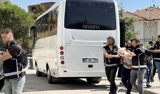 Bursa Orhangazi’de Daltonlar Operasyonu: Vatandaşları Tehdit Eden 9 Şüpheli Gözaltında 