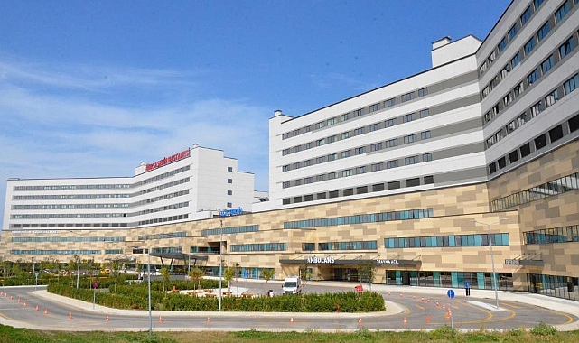 Bursa Şehir Hastanesi’nde Otopark Sorunu Çözülüyor! Metro Hattı Yıl Sonunda Açılıyor 