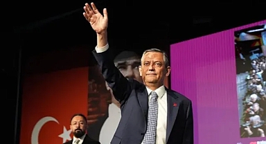 CHP’de Dikkat Çeken Gelişme: PM İstifası ve Kurultay Hamlesi