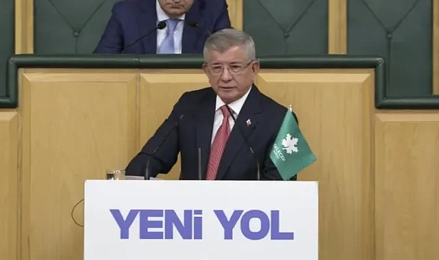 Davutoğlu’ndan ABD Maçı Öncesi Milli Takıma Destek Mesajı: “Sahada Ders Verin”
