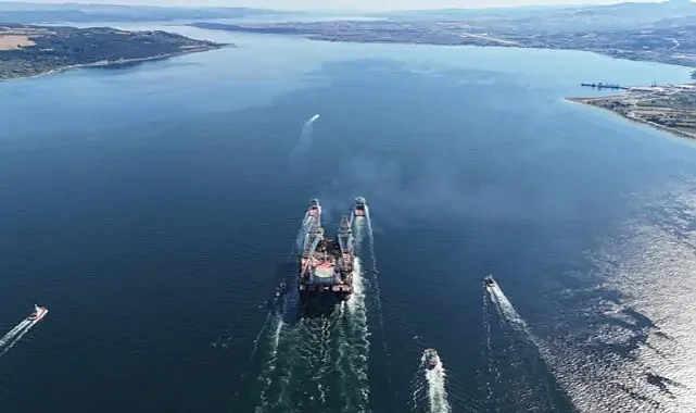 Dünyanın 3. büyük ağır kaldırma vinci Çanakkale Boğazı'nda
