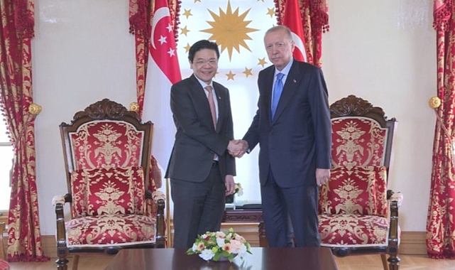Erdoğan Singapur Başbakanı Lawrence Wong’u Dolmabahçe’de Resmi Törenle Ağırladı