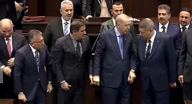 Ersin Beyaz AK Parti’ye Katıldı: Rozeti Cumhurbaşkanı Erdoğan Taktı