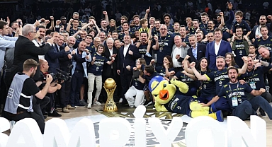 Fenerbahçe, erkek basketbolda 13. kez şampiyonluğuna ulaştı