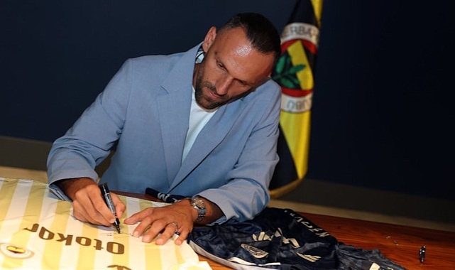 Fenerbahçe Vedat Muriqi Transferini Resmen Açıkladı: 3 Yıllık Sözleşme