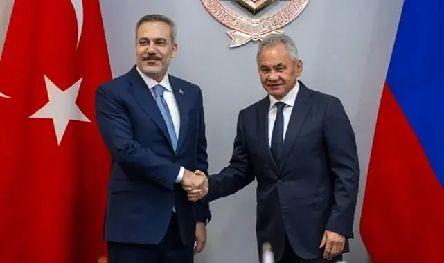 Hakan Fidan Moskova’da Sergey Şoygu ile Görüştü