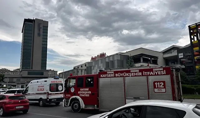 Kayseri’de AVM’ye Asılsız ‘Canlı Bomba’ İhbarı: 13 Yaşındaki Çocuk Gözaltında