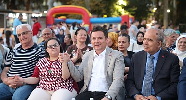 Osmangazi’de Yaz Mahalle Şenlikleri Coşkusu: İstiklal Mahallesi Festival Alanına Döndü 