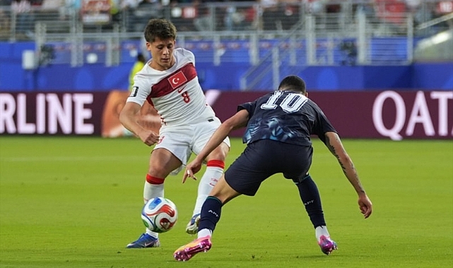 Paraguay'a yenildik! A Milli Futbol Takımımız, Dünya Kupası'na veda etti
