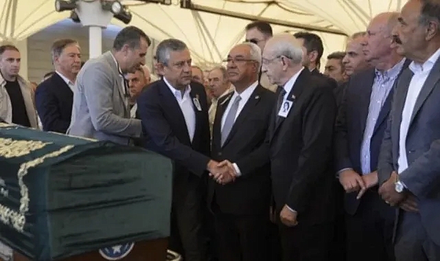 Aslı Baykal'dan Cenaze Sonrası Dikkat Çeken Paylaşım: