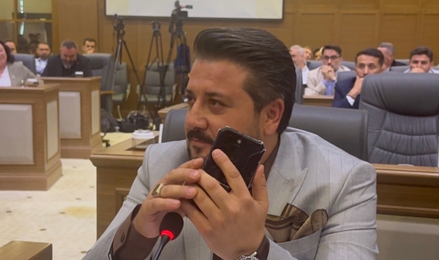 Bursa Büyükşehir Meclisi Karıştı! İnönü Tartışması Sonrası CHP Salonu Terk Etti
