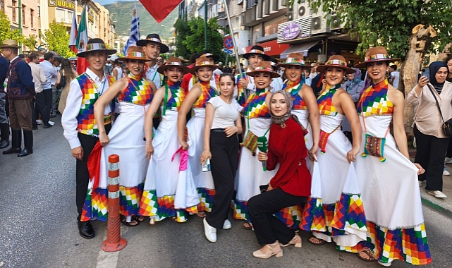 Bursa’da Altın Karagöz Coşkusu Başladı: Dünyanın Renkleri Aynı Sahnede Buluştu