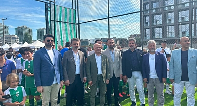 Bursaspor'da Yeni Dönemin Temeli Atıldı! Özlüce'ye 3 Yeni Saha, Hedef Süper Lig Sonrası Avrupa