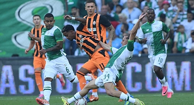 Bursaspor, Dev Rakibi Shakhtar Donetsk Karşısında Geçer Not Aldı