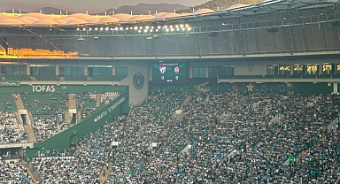 Bursaspor, Shakhtar Donetsk Karşısında İlk Yarıda Geçit Vermedi: Dev Maçta İlk 45 Dakika Golsüz Tamamlandı 