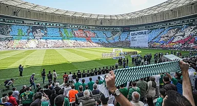 Bursaspor Taraftarı Atatürk Spor Kompleksi Matlı Stadyumu'nu Doldurdu