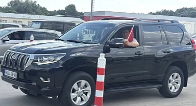 Gurbetçiler Türkiye’ye Akın Ediyor! Sınır Kapılarında Duygusal Anlar