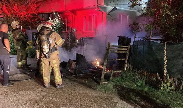 İnegöl'de Gece Yarısı Kümes Yangını: 40 Hayvan Telef Oldu 