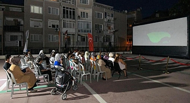 Osmangazi'de Açık Hava Sineması Yaz Akşamlarına Renk Kattı