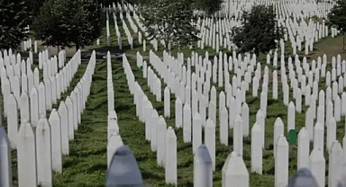 Srebrenitsa Soykırımı'nın 31. Yılında Acılar İlk Günkü Gibi