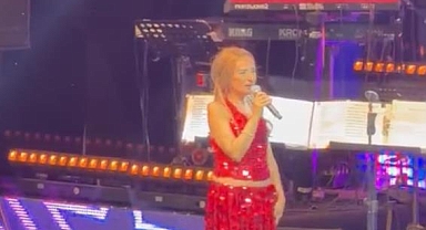 Yıldız Tilbe'den Doğum Günü Yorumu: 